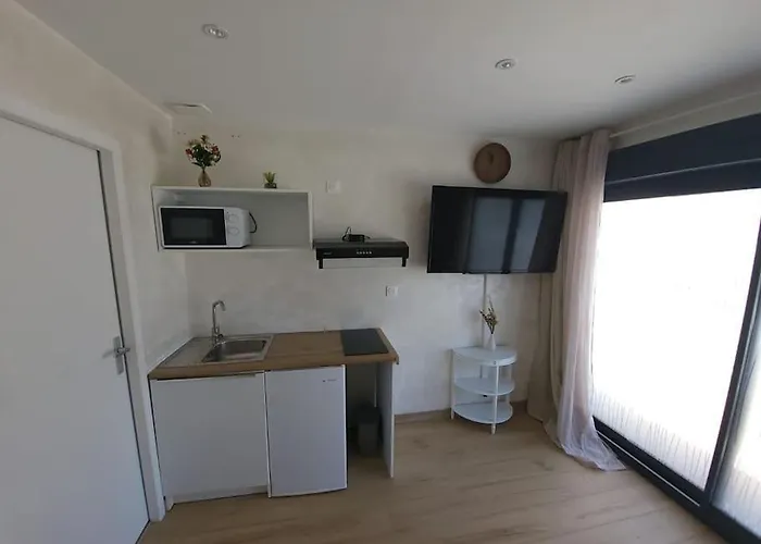 Apartment Contemporain Avec Parking Gratuit Castelnau-dʼEstrétefonds